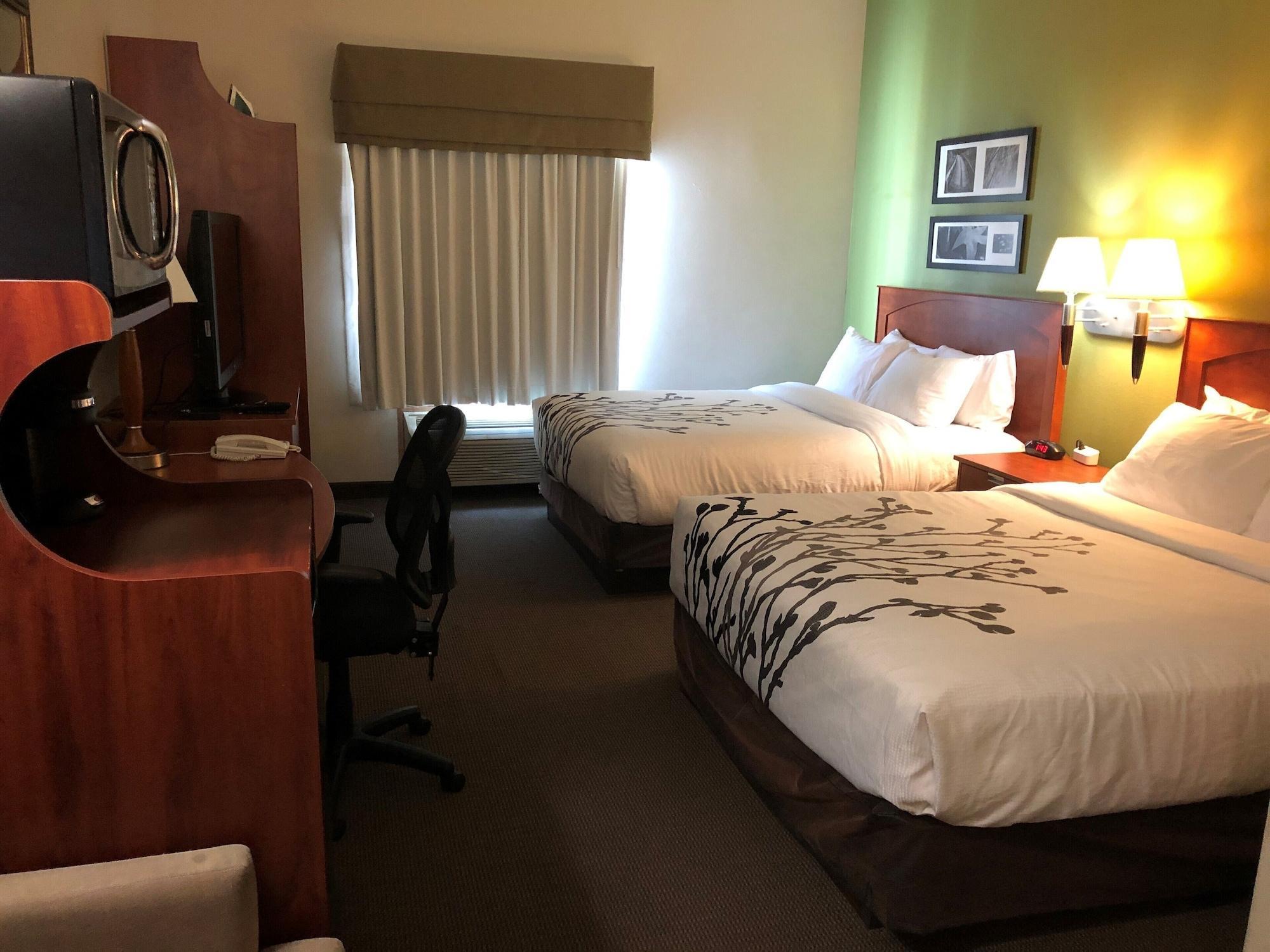 Sleep Inn & Suites Conference Center And Water Park Minot Exteriér fotografie